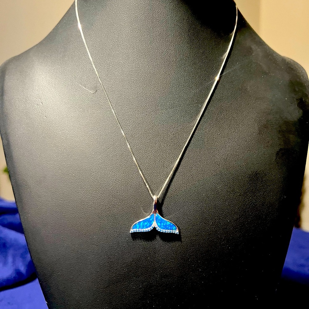 Sterling silver whale tail necklace